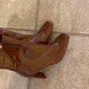 Steve madden shiny dark brown boots